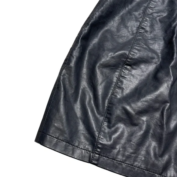Free People Black Vegan Faux Leather "Oh Snap" Leather Mini Skirt - Size 0 - Picture 10 of 12